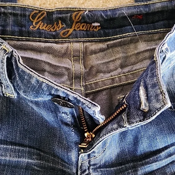Guess Bootcut Rhinestone Like New Jeans Size 28 - Picture 3 of 13